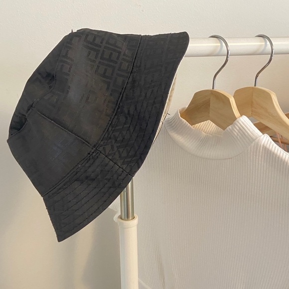 Faux Fendi Monogram Bucket Hat - Picture 3 of 4